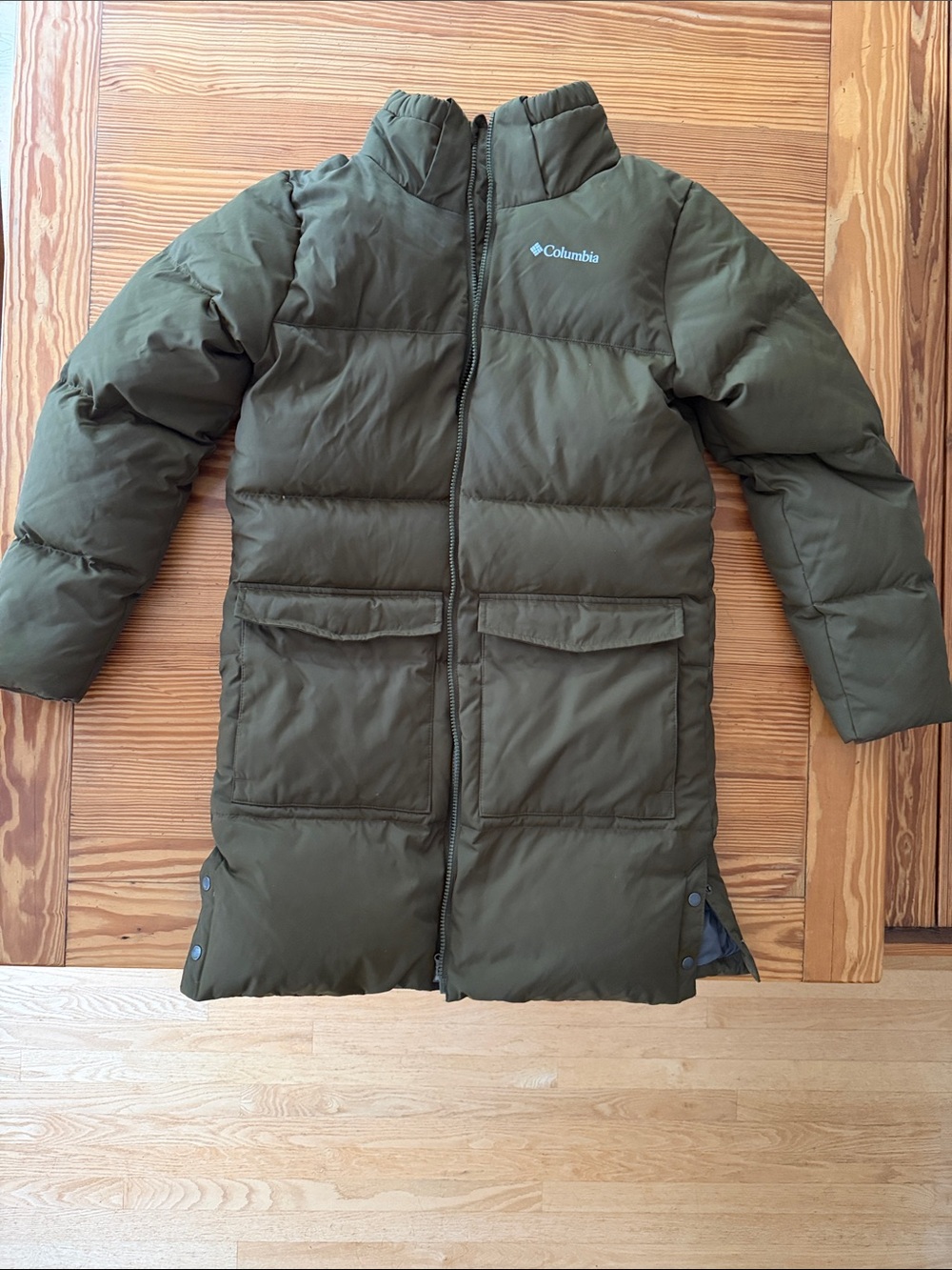 Columbia Olive Parka with Front Flap Pockets Lg 14-15